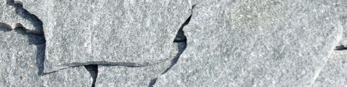 Naturbruch-Oberfläche Luserna-Gneis